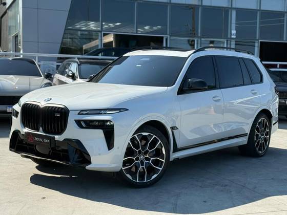 BMW X7 4.4 V8 GASOLINA M60i STEPTRONIC BMW X7 4.4 V8 GASOLINA M60i STEPTRONIC